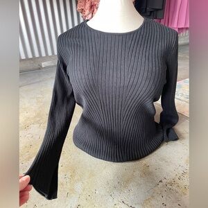 Future Collective Women’s Pullover Black Long Sleeve Cut Out Back Plus Size 1XL